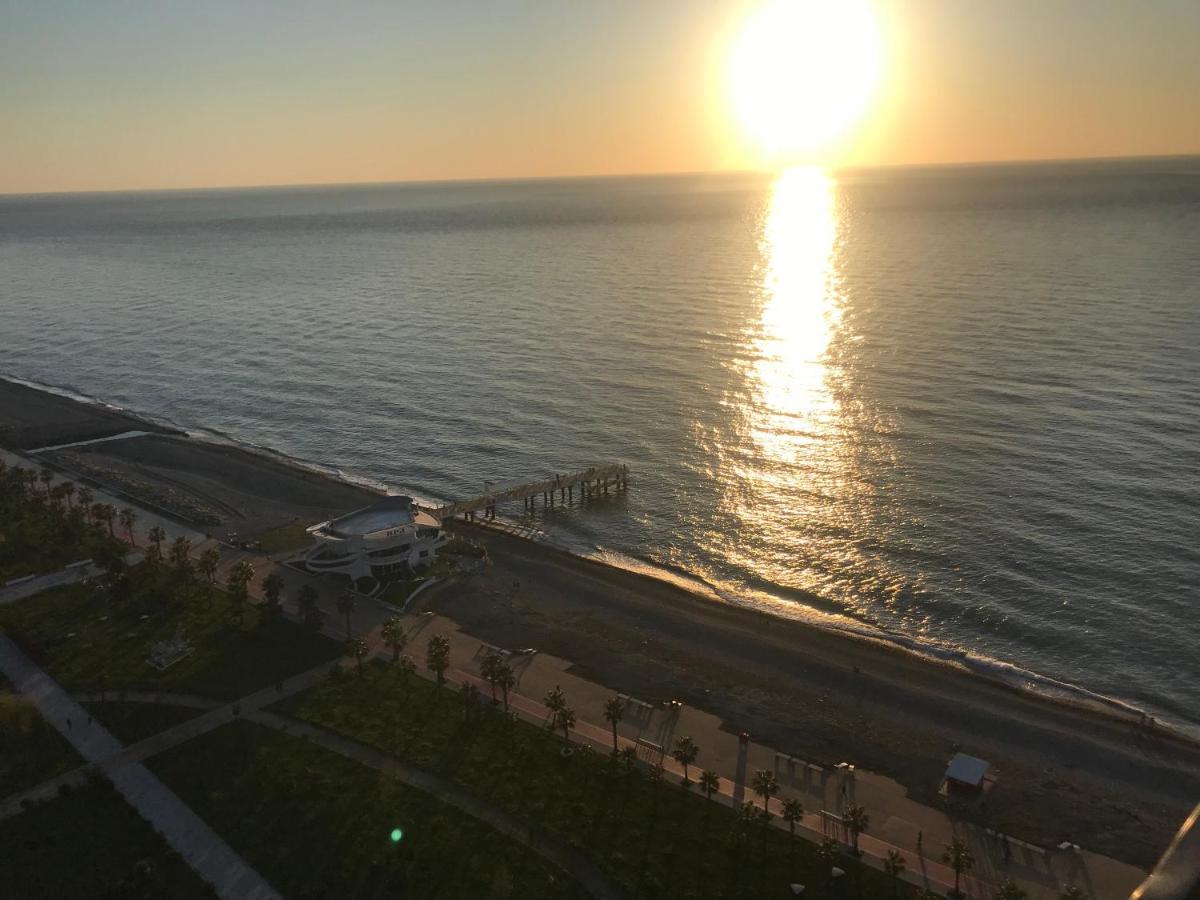 Orbi Beach Garden Batumi Exterior photo