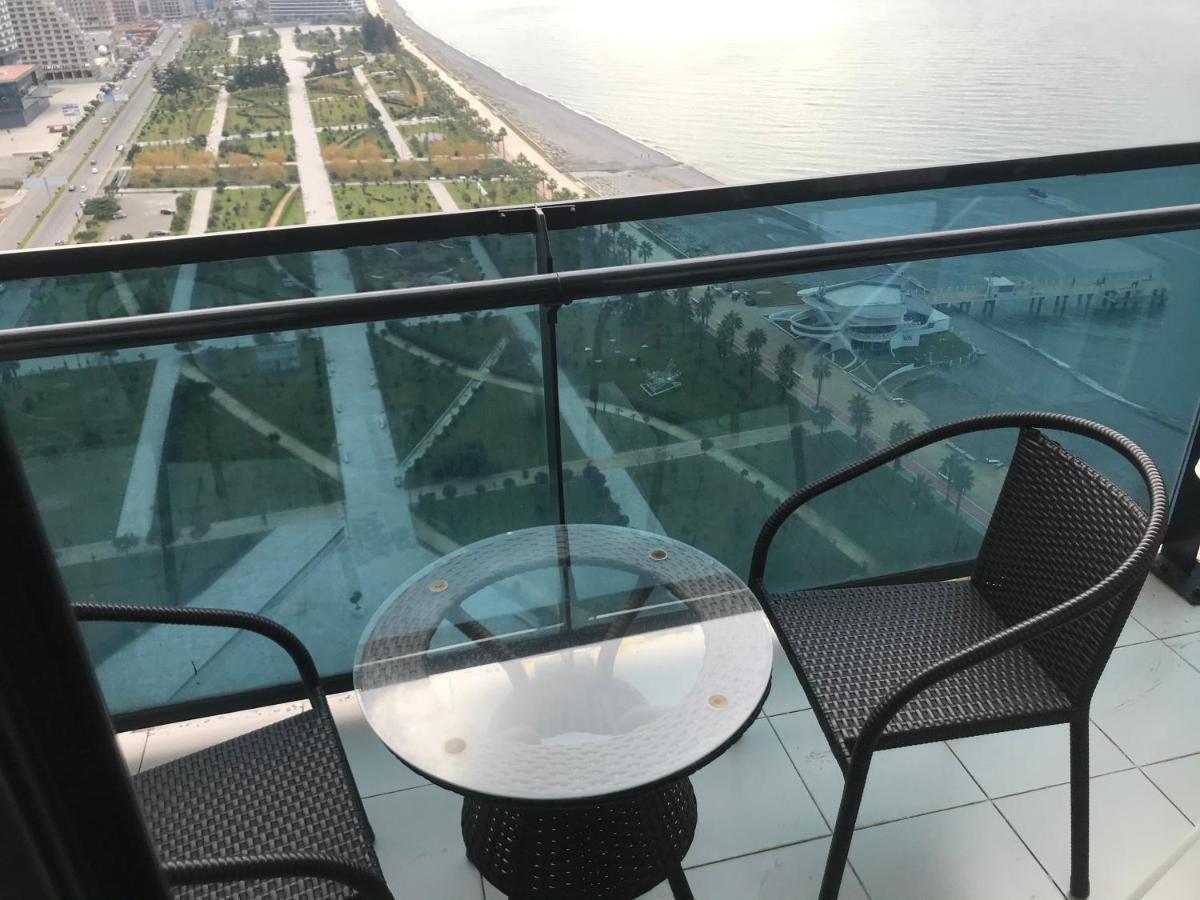 Orbi Beach Garden Batumi Exterior photo